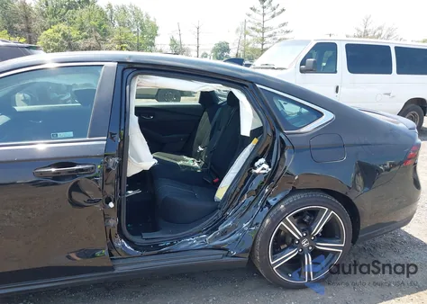 2024 Honda Accord Hybrid Sport из США, поврежденный, VIN 1HGCY2F53RA000541